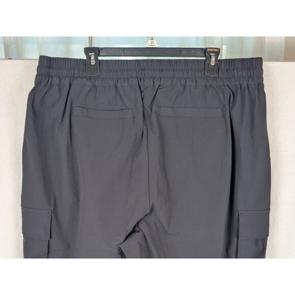 NWT Fabletics Heights Cargo Pants Black Men's Size 2XL/XXL - Picture 9 of 11